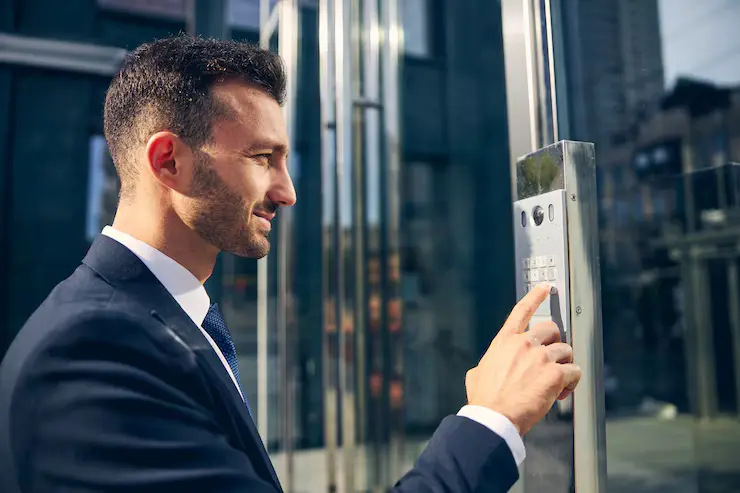 How Face Recognition Door Access Improves Home Security