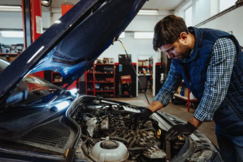 Top 7 Car Engine Maintenance Tips: Keep Smooth Performance