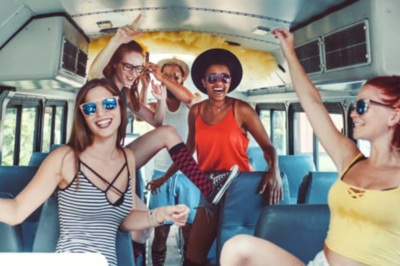 How to Hire a Party Bus Service for Weddings and Parties